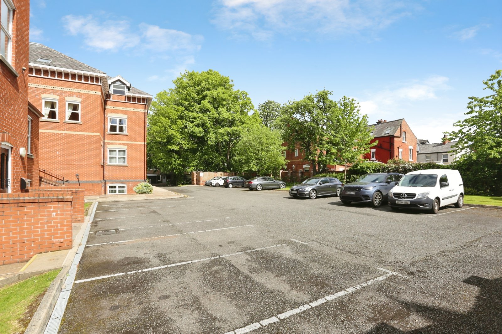 Heaton Gardens, Heaton Moor Road, Heaton Moor, Stockport, SK4