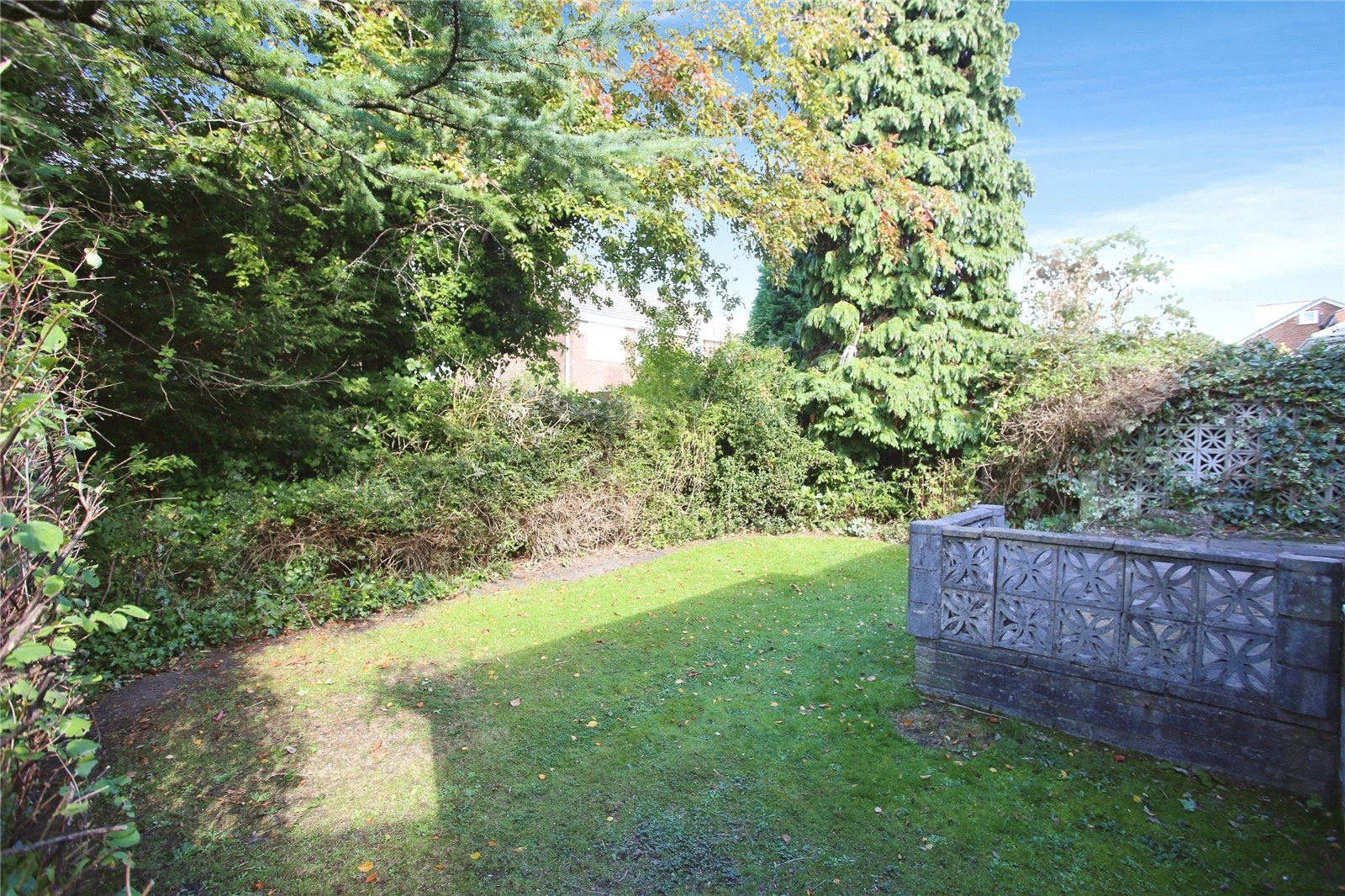 Alderdale Drive, Heaton Moor, Stockport, SK4