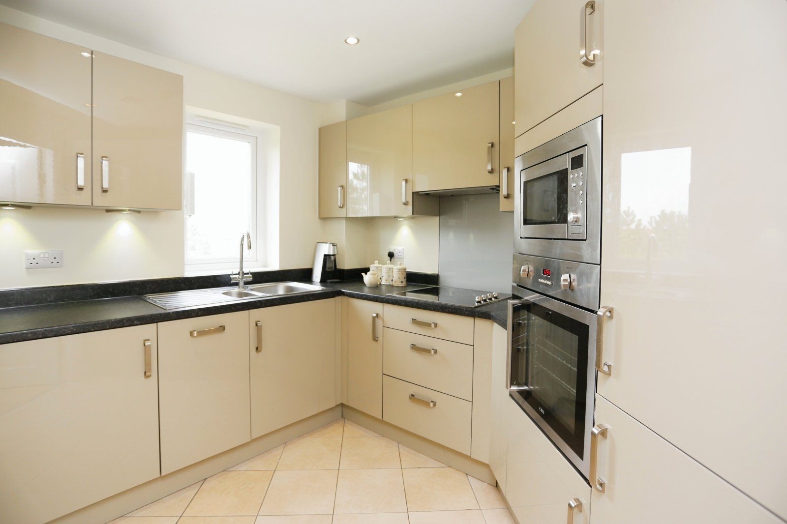 Nelstrop Road, Heaton Chapel, Stockport, SK4