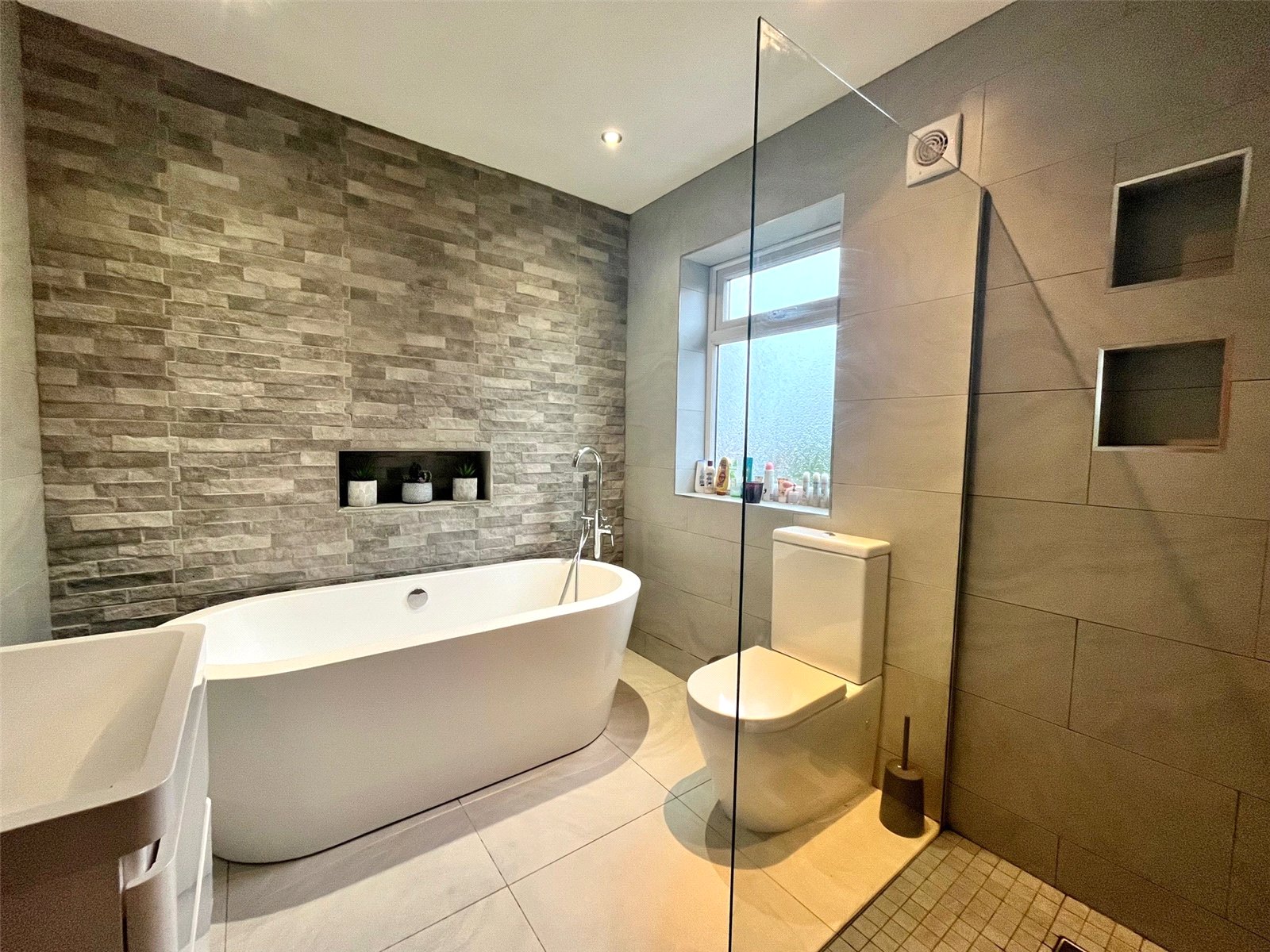 Kingsleigh Road, Heaton Mersey, Stockport, SK4