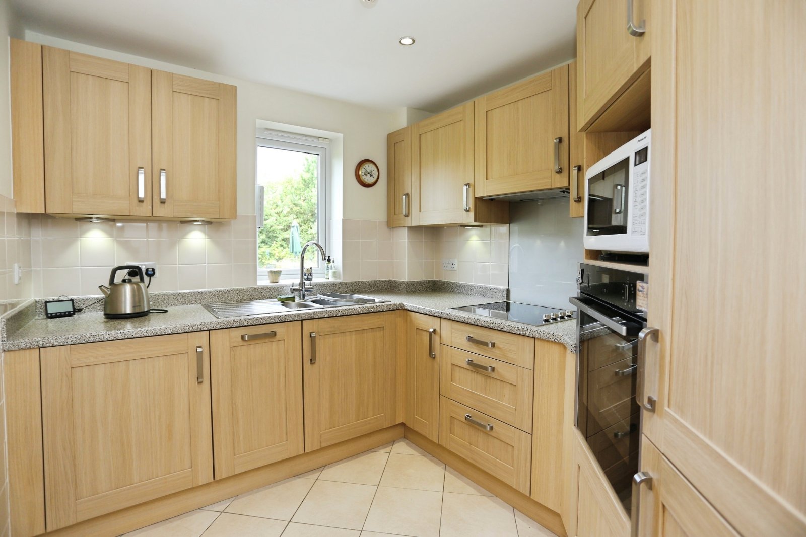 Nelstrop Road, Heaton Chapel, Stockport, SK4