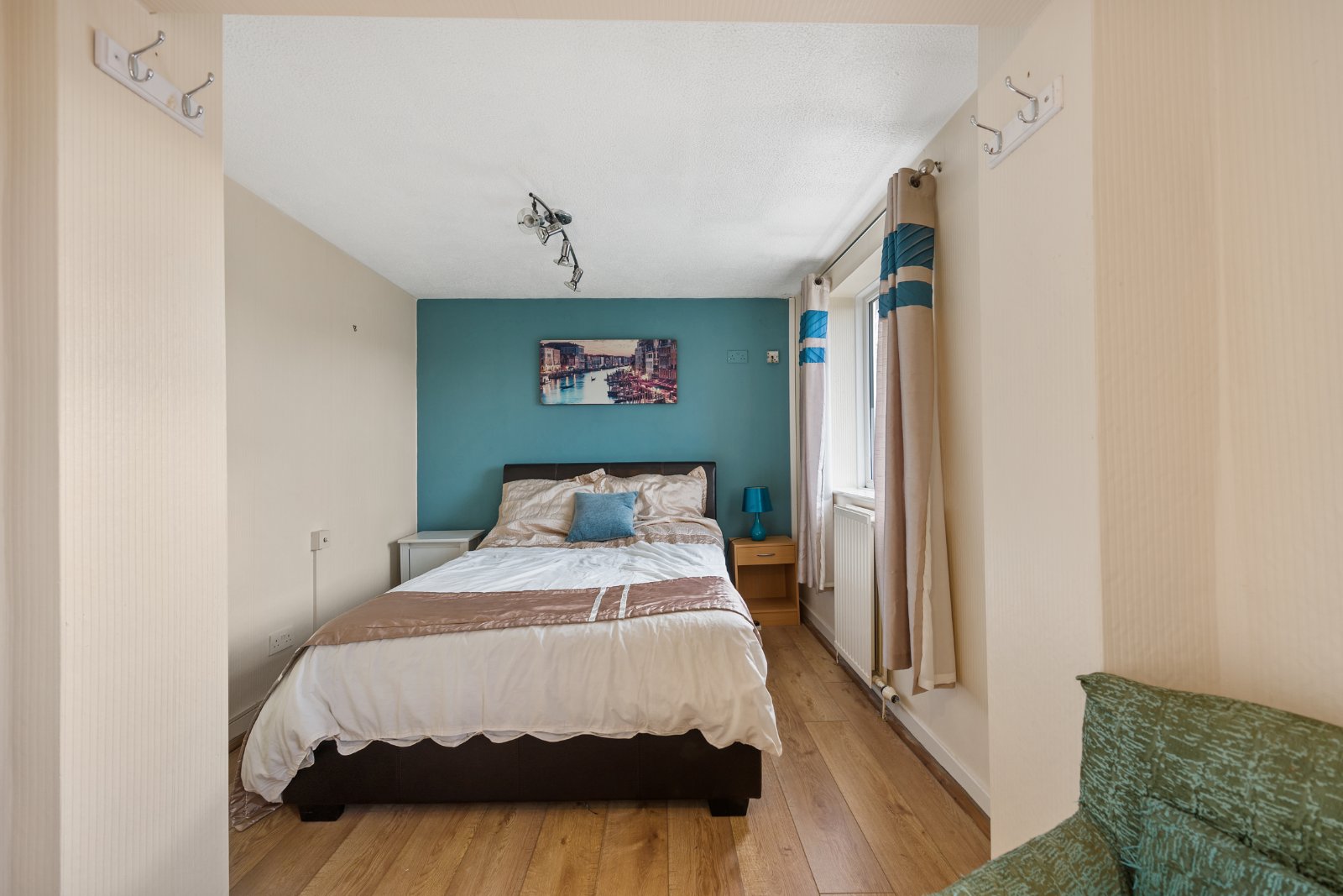Harmsworth Drive, Heaton Moor, Stockport, SK4