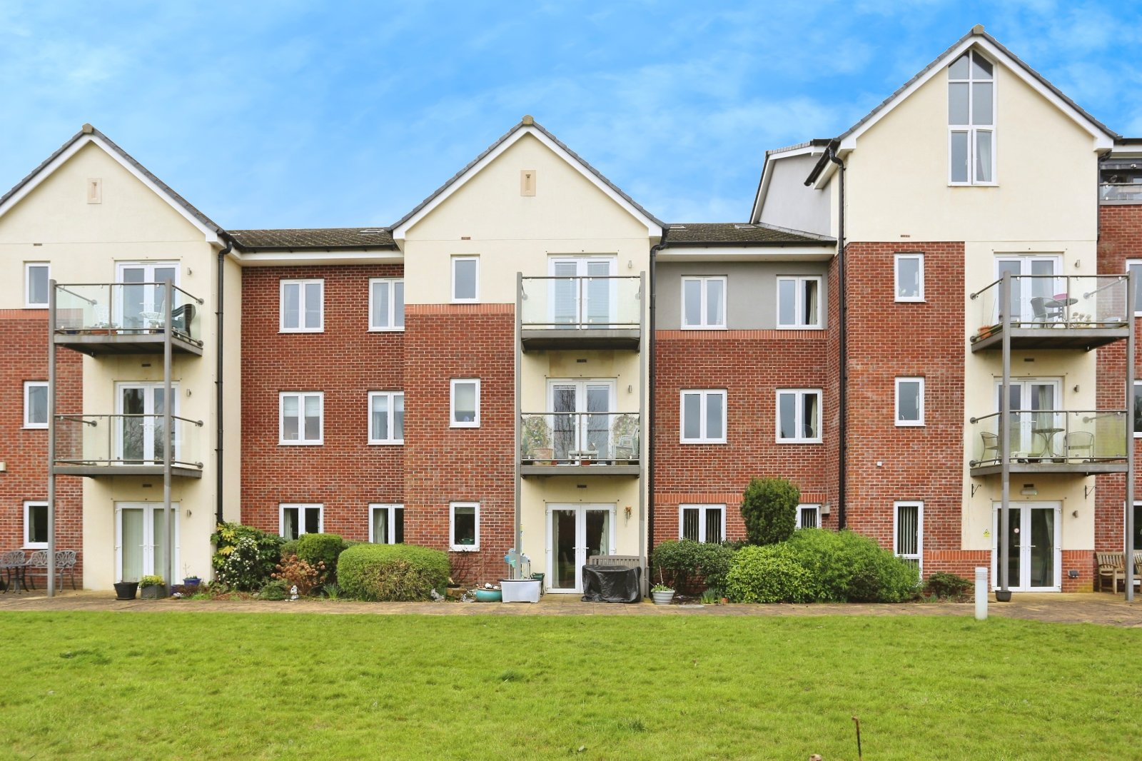 Nelstrop Road, Heaton Chapel, Stockport, SK4