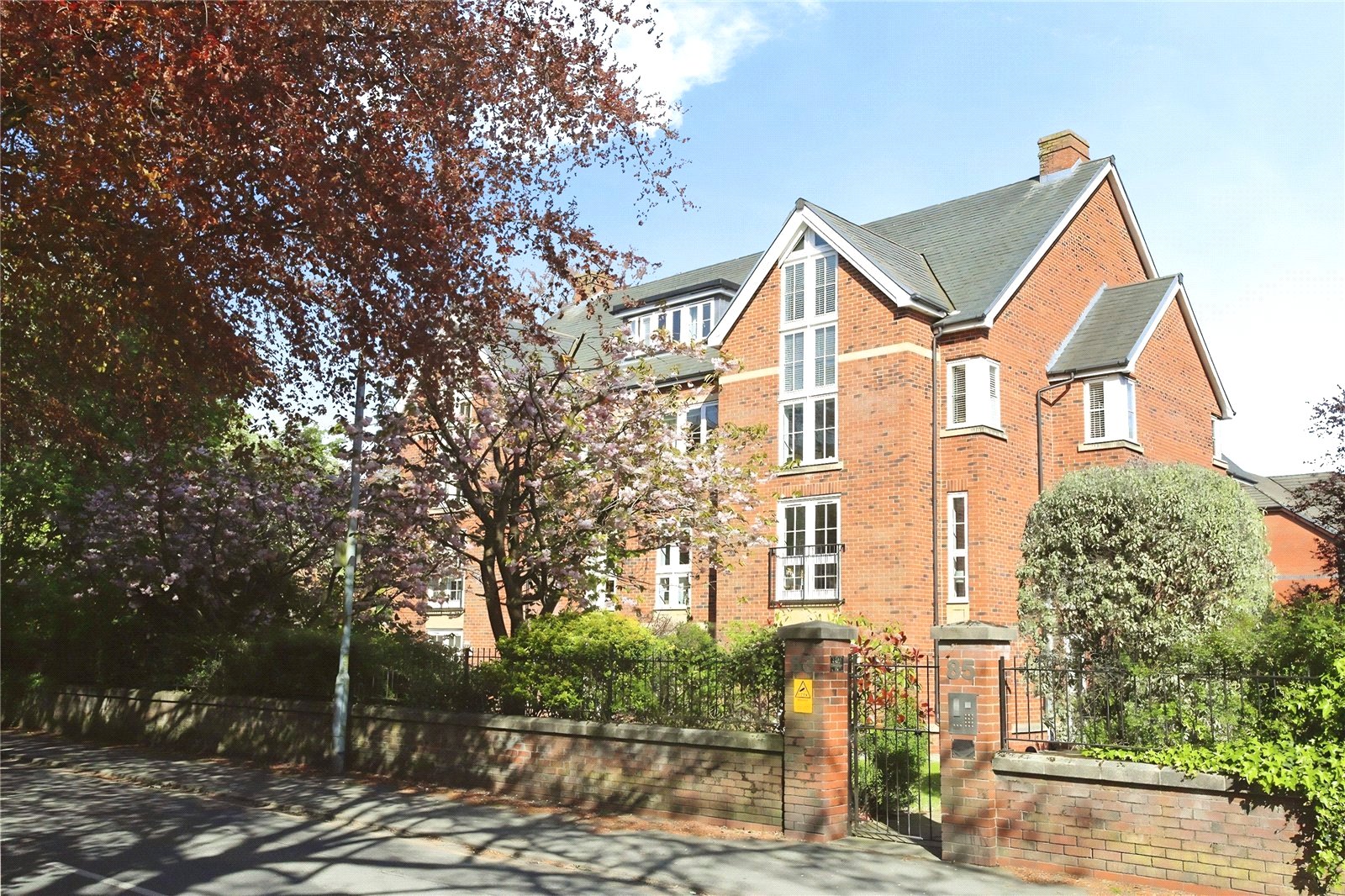 Heaton Moor Road, Stockport, Greater Manchester, SK4