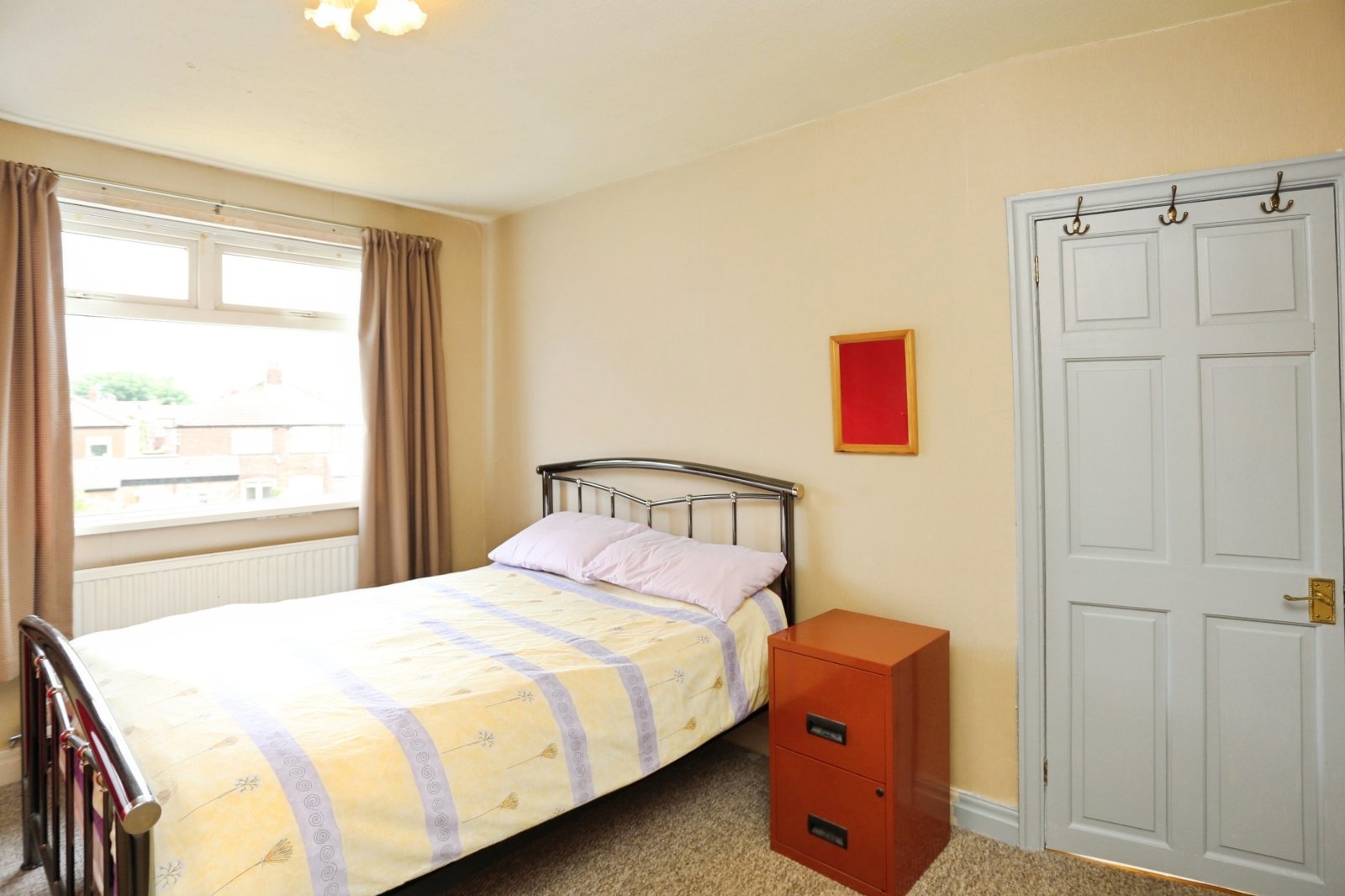 Broadstone Hall Road South, Heaton Chapel, Stockport, SK4