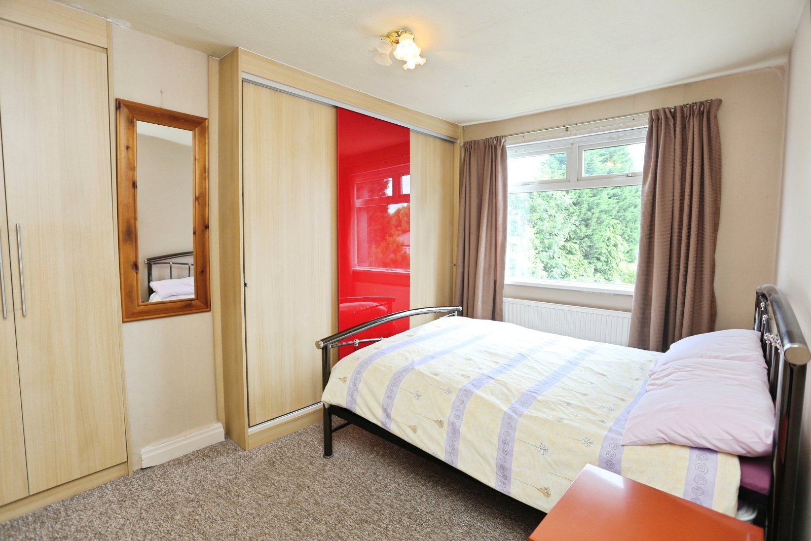Broadstone Hall Road South, Heaton Chapel, Stockport, SK4