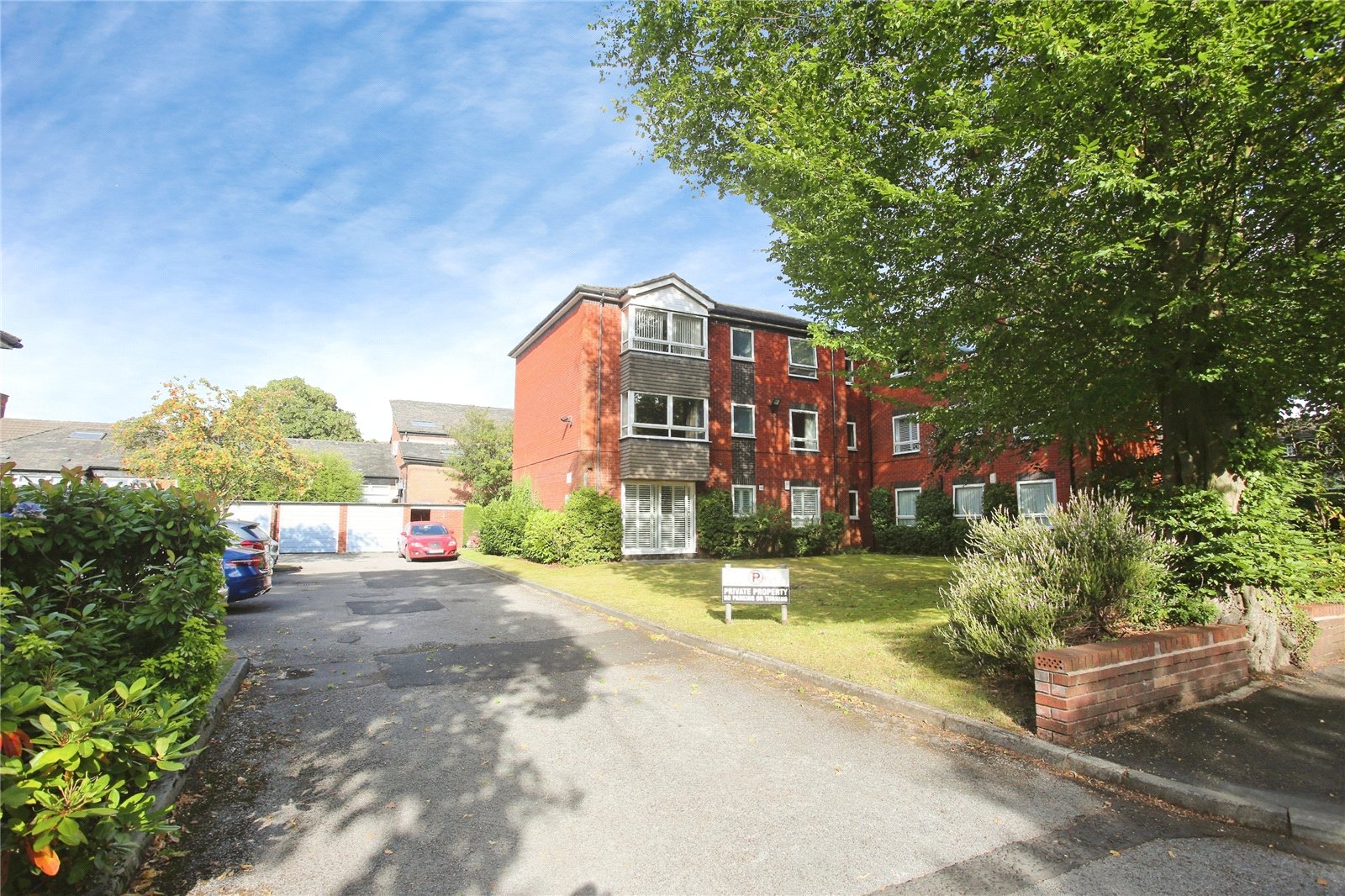 Heaton Moor Road, Heaton Moor, Stockport, SK4