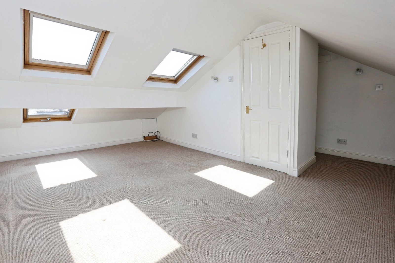 Grosvenor Road, Heaton Moor, Stockport, SK4