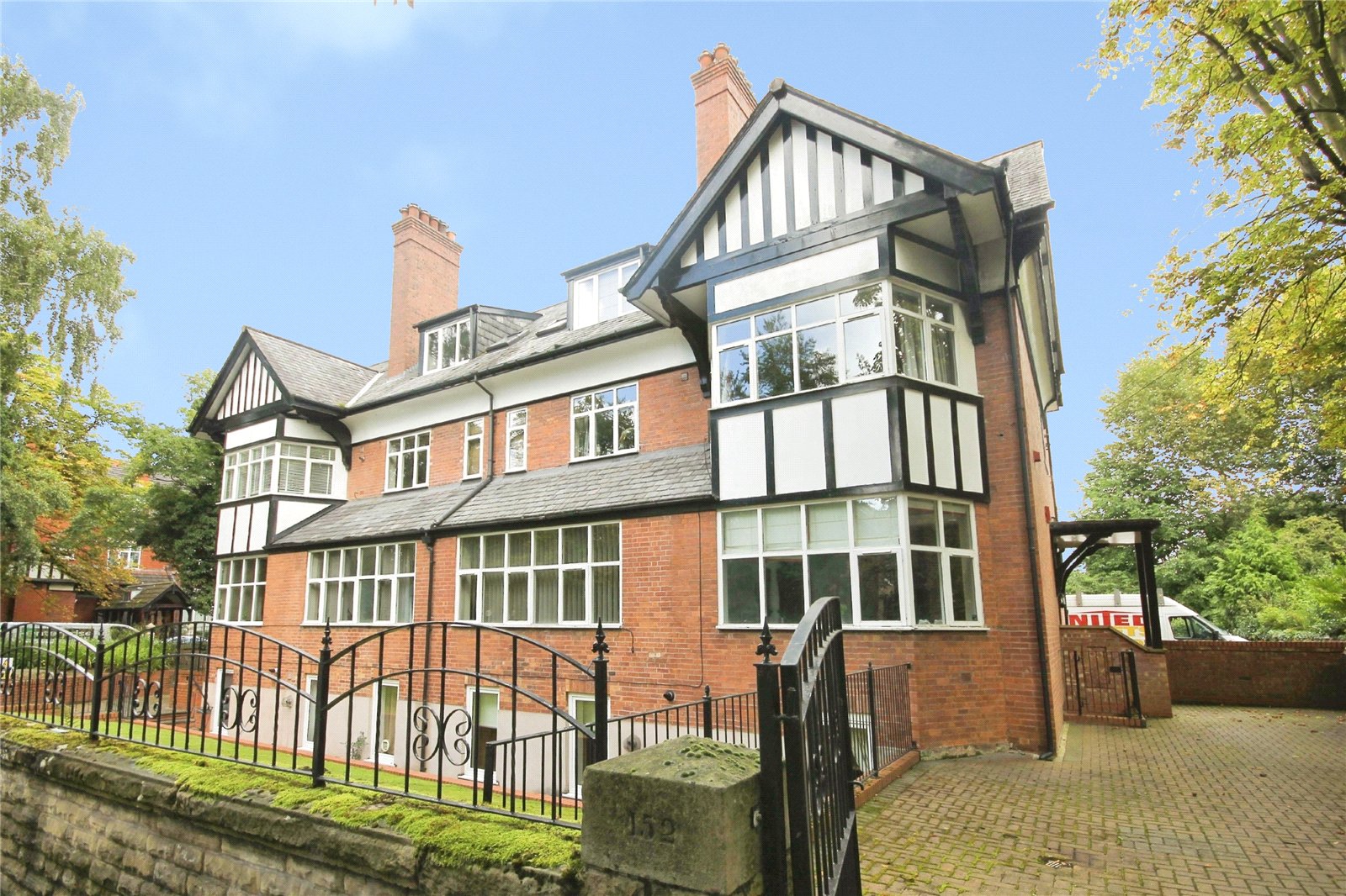 Barlow Moor Road, West Didsbury, Manchester, M20 - Julian Wadden