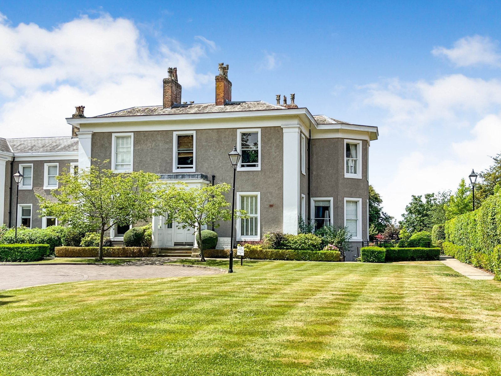 Wilmslow Road, Didsbury, Manchester, M20