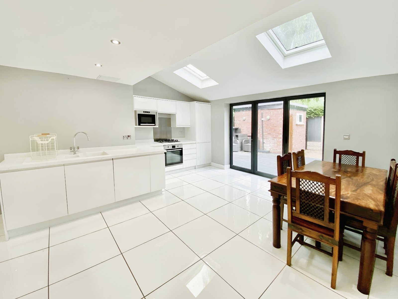 Parrs Wood Road, Didsbury, Manchester, M20