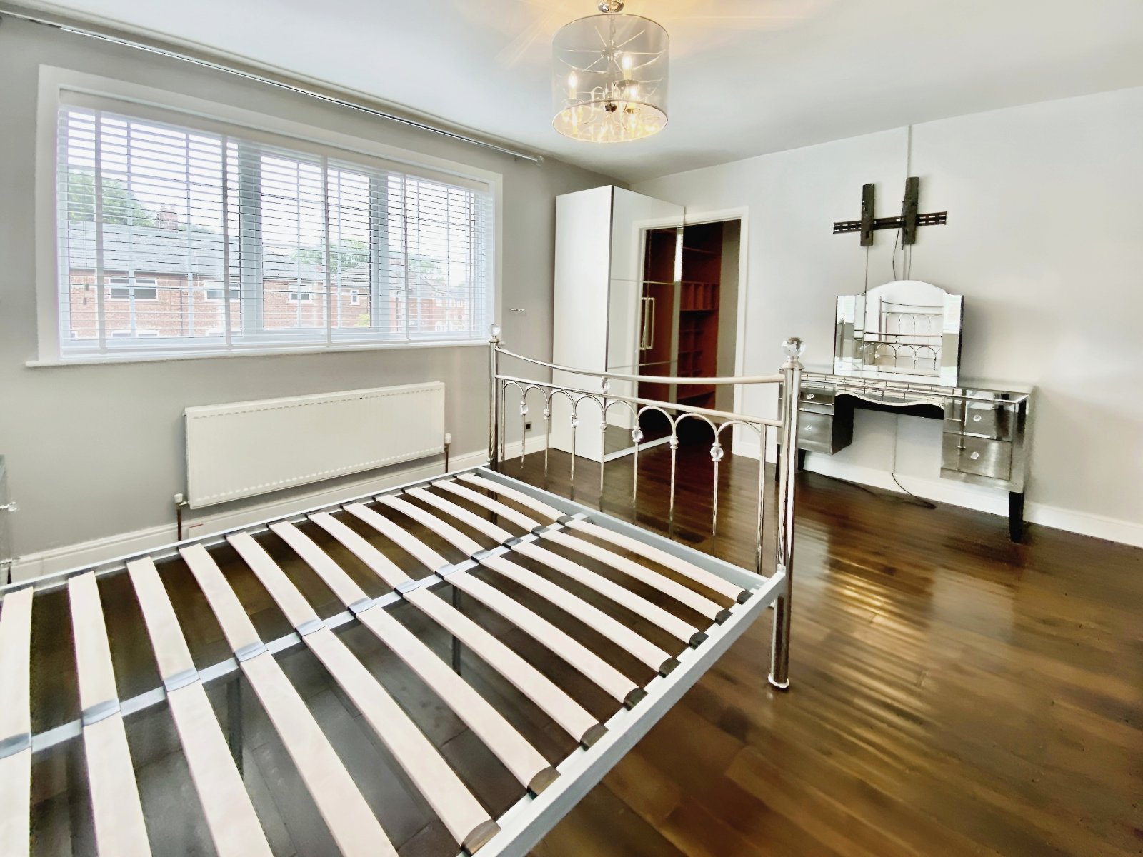 Parrs Wood Road, Didsbury, Manchester, M20