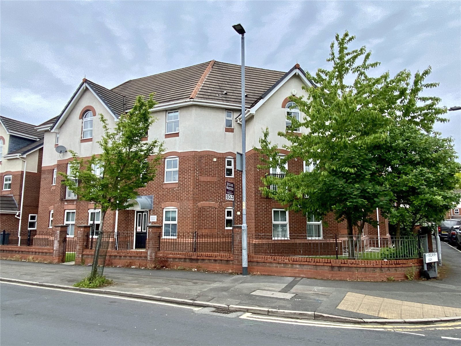 Briarfield Road, Withington, Manchester, M20 - Julian Wadden