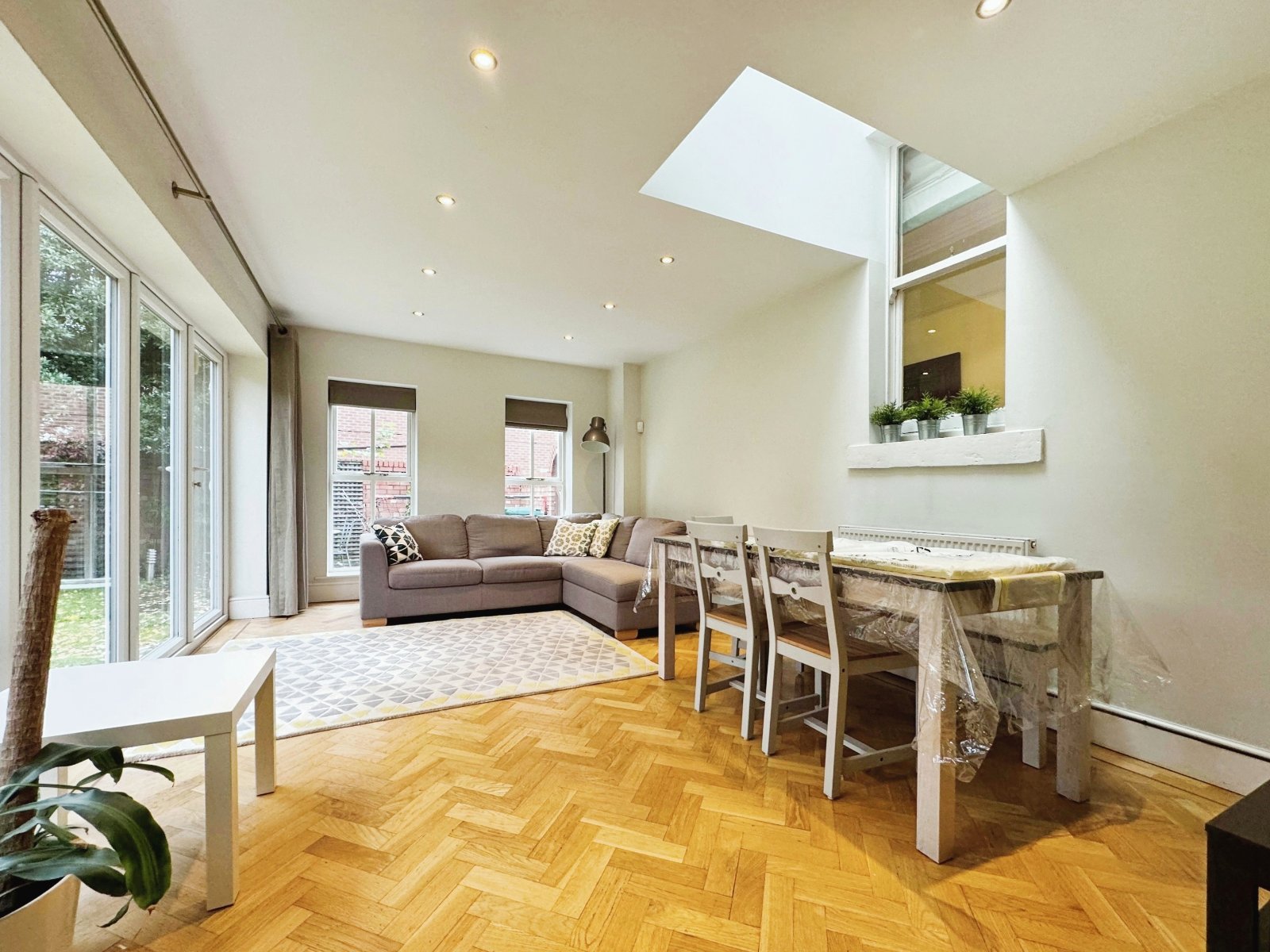 Victoria Avenue, Didsbury, Manchester, M20