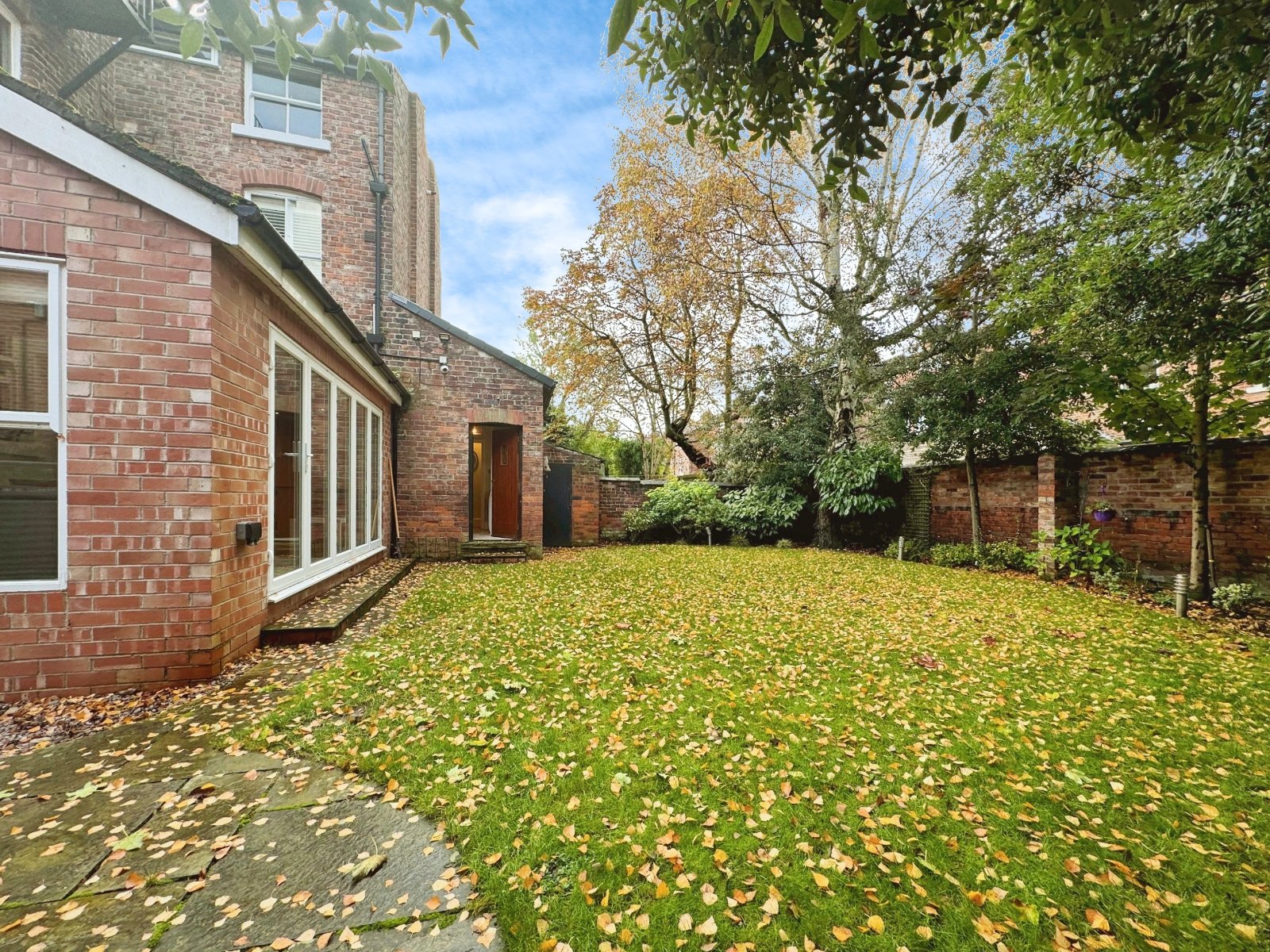 Victoria Avenue, Didsbury, Manchester, M20