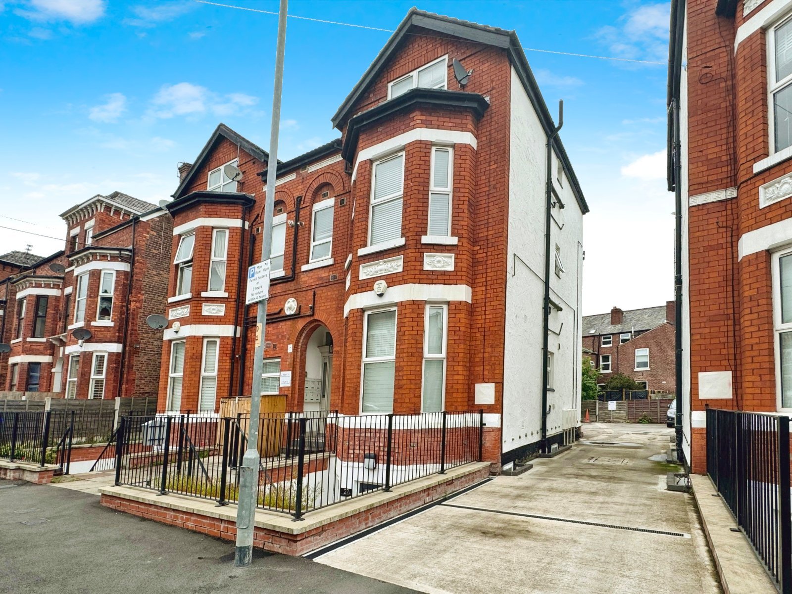 Central Road, West Didsbury, Manchester, M20