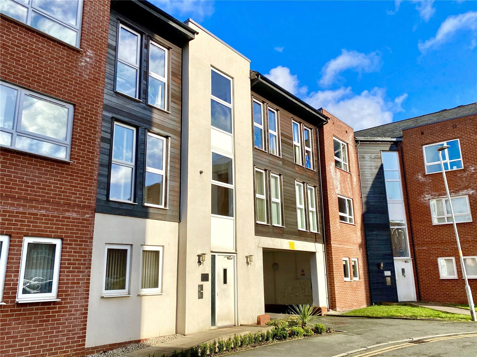 Georgia Avenue, West Didsbury, Manchester, M20 - Julian Wadden