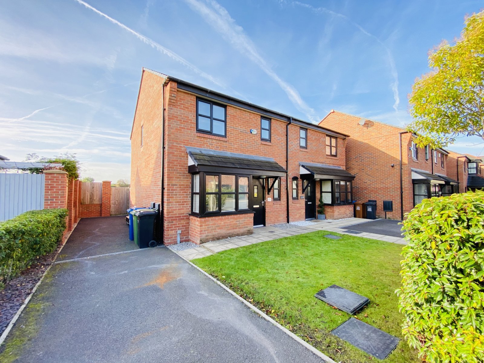 Harrow Drive, Heaton Moor, Stockport, SK4 - Julian Wadden