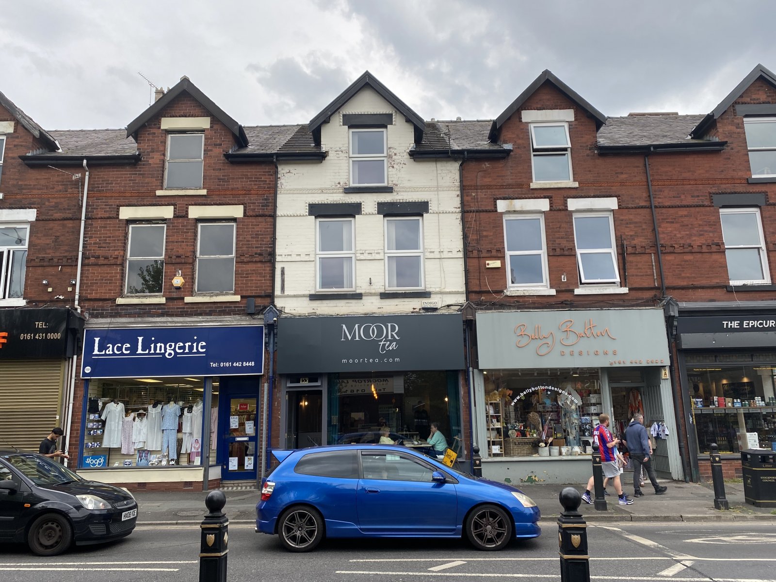 Heaton Moor Road, Heaton Moor, Stockport, SK4 - Julian Wadden