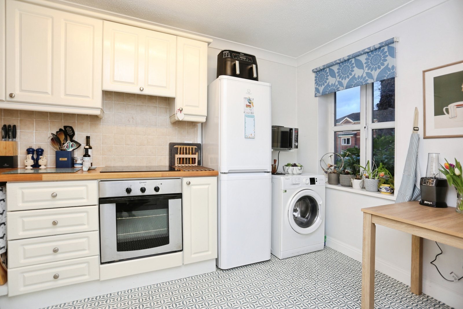 Derby Road, Heaton Moor, SK4