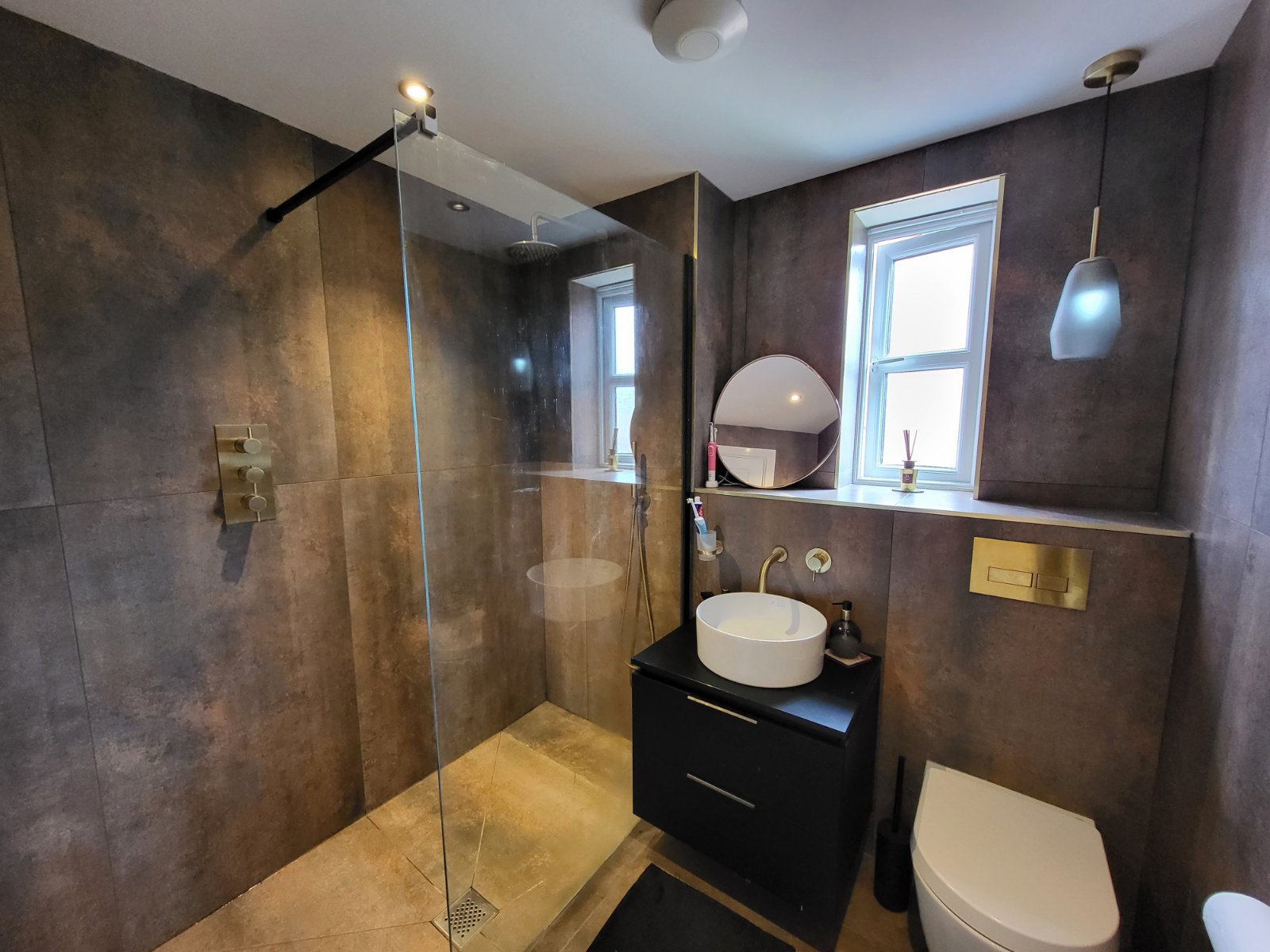 Harrow Drive, Heaton Moor, Stockport, SK4