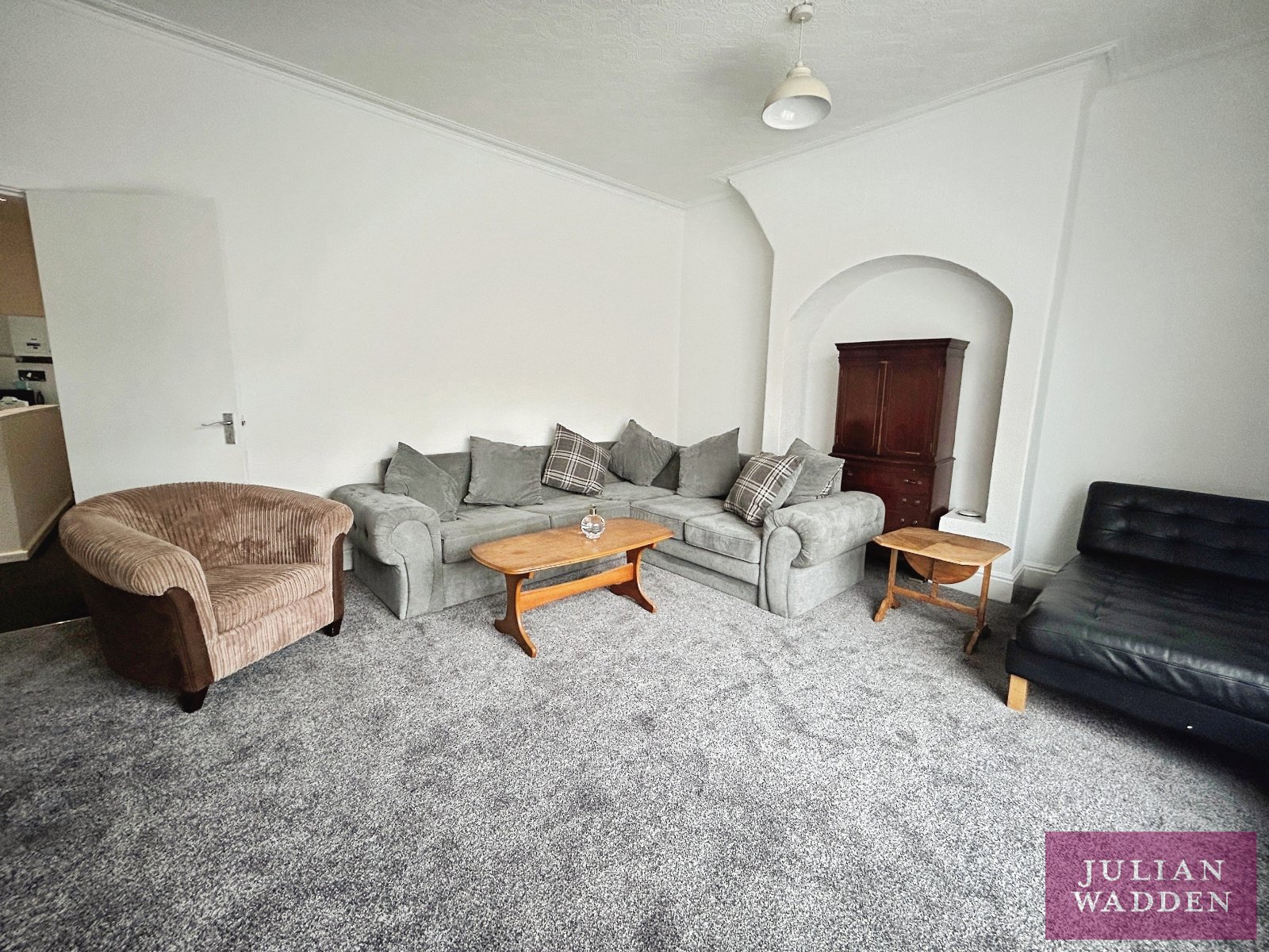 Wellington Road North, Heaton Chapel, Stockport, SK4 - Julian Wadden