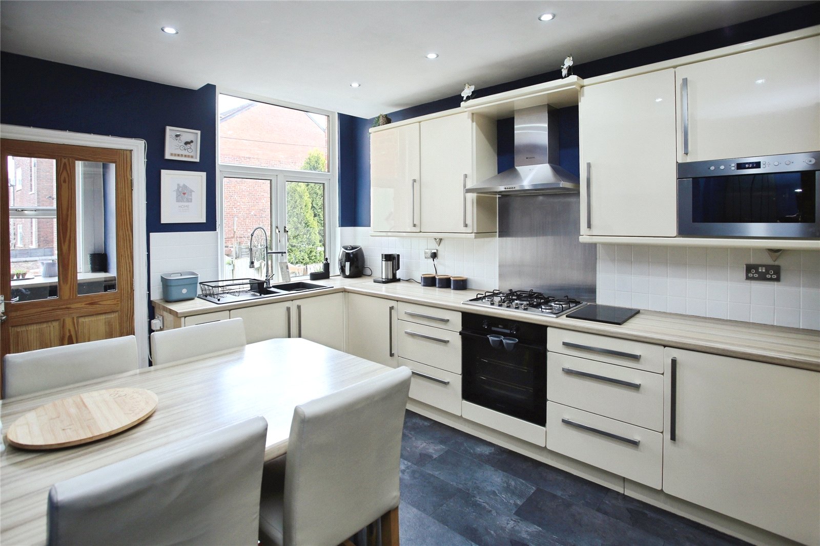Manchester Road, Heaton Chapel, Stockport, SK4