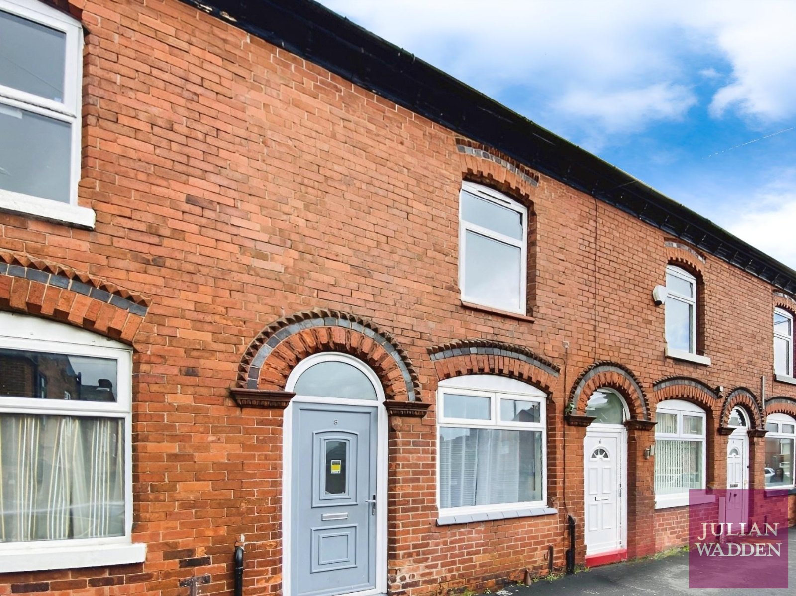 Aberdeen Crescent, Edgeley, Stockport, SK3 - Julian Wadden