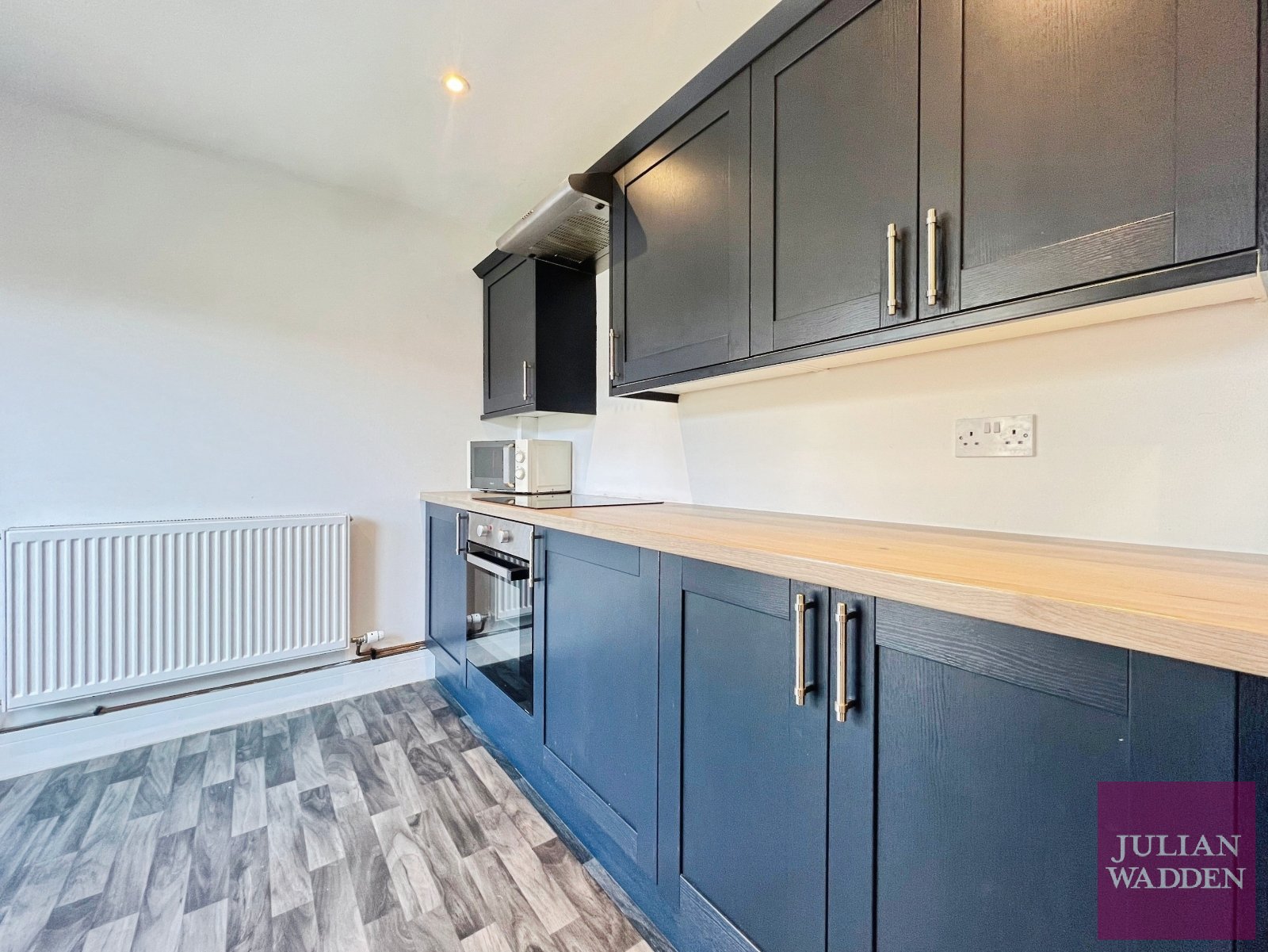 Keston Crescent, Brinnington, Stockport, SK5