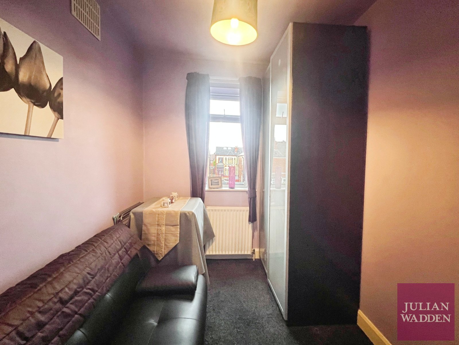 Woodstock Avenue, South Reddish, SK5
