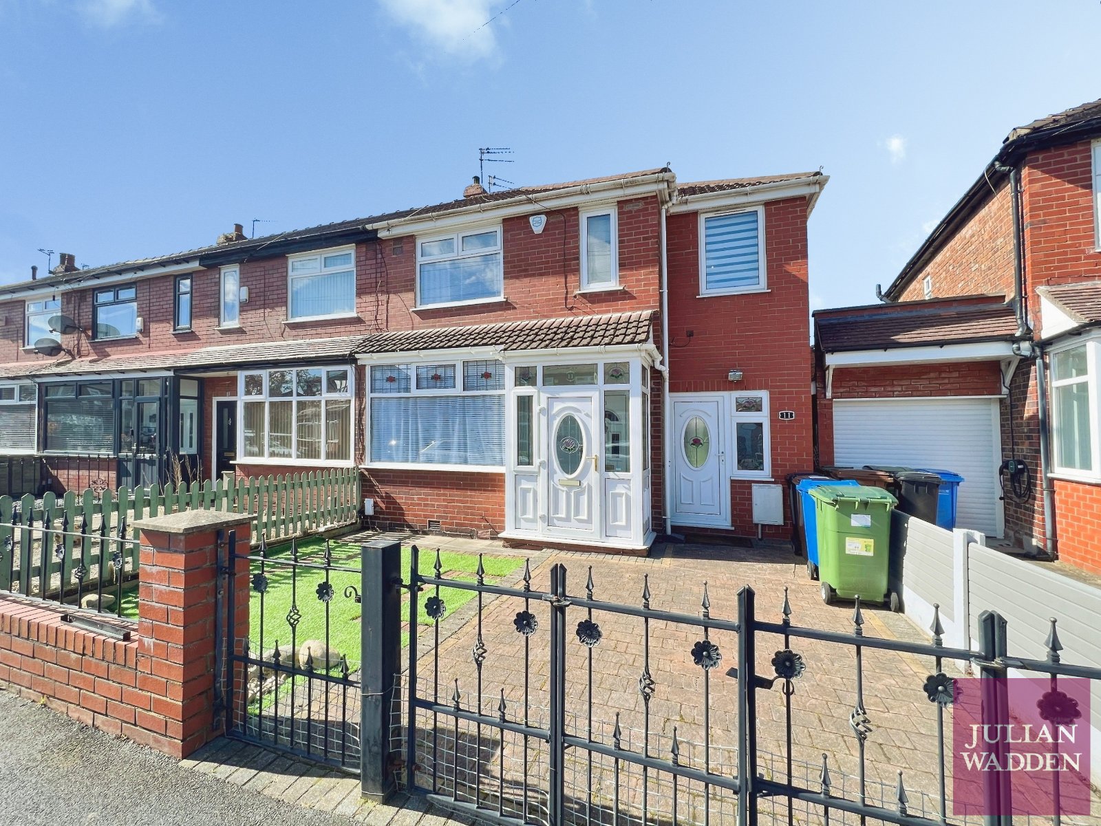Colwyn Crescent, South Reddish, Stockport, SK5 - Julian Wadden