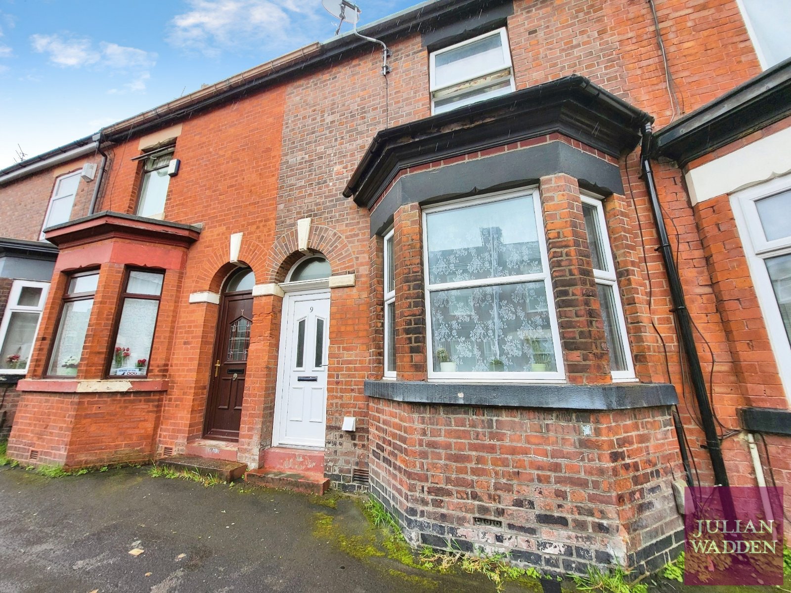Peterborough Street, Abbey Hey, Manchester, M18 - Julian Wadden