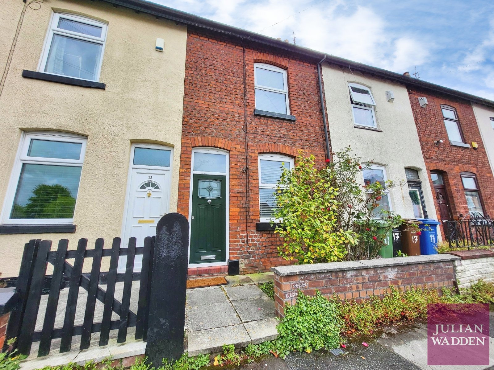 Warren Road, Cale Green, Stockport, SK3 - Julian Wadden