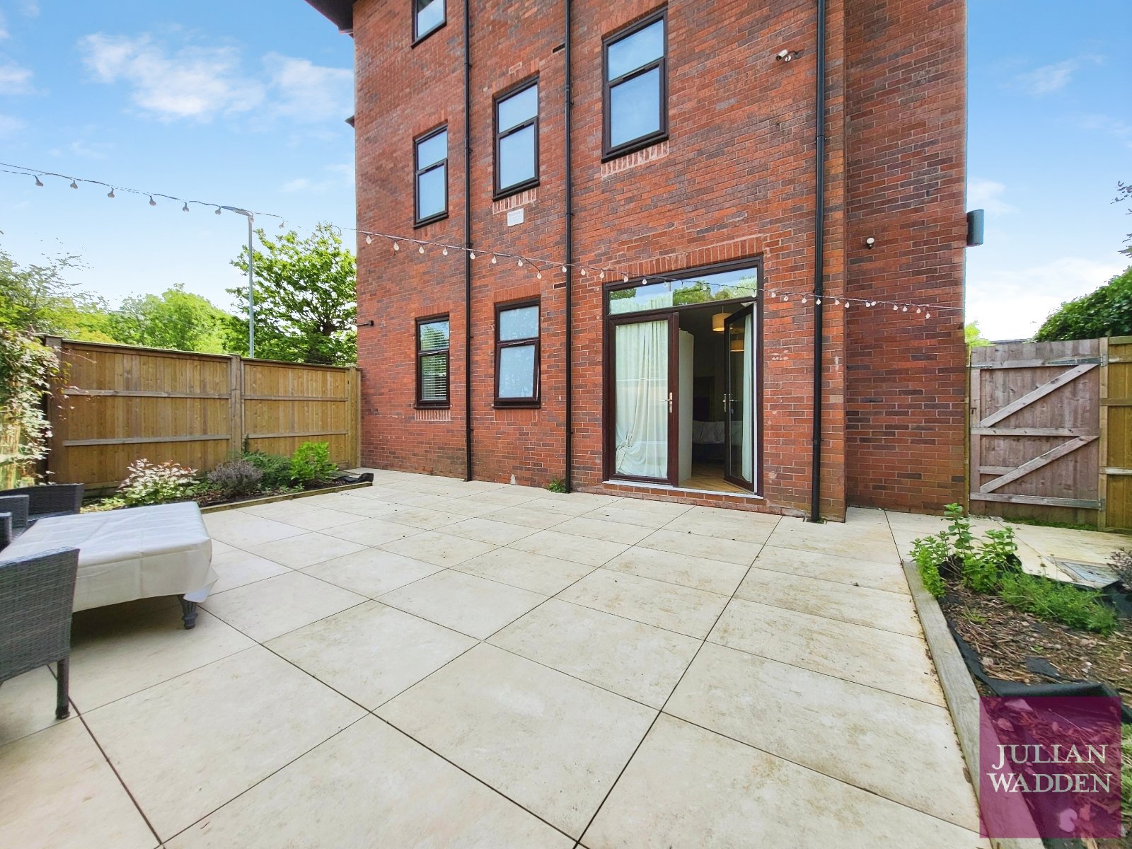 Willow Bank House, Old Road, Handforth, Wilmslow, SK9