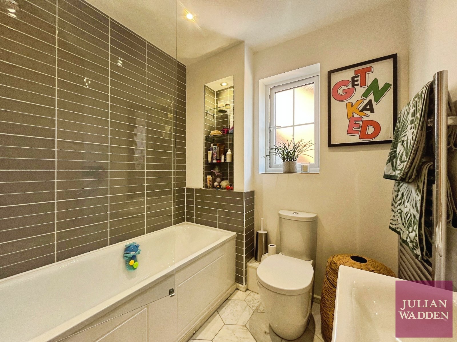 Eastbourne Crescent, Brinnington, Stockport, SK5