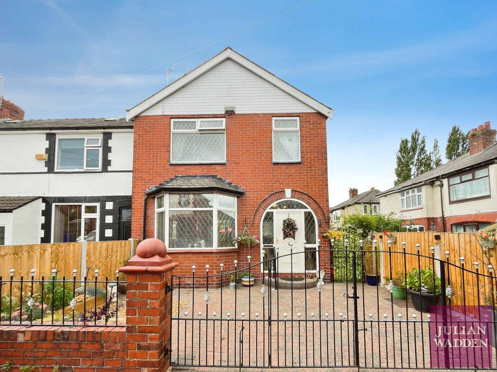 Godfrey Range, Denton, Manchester, M18