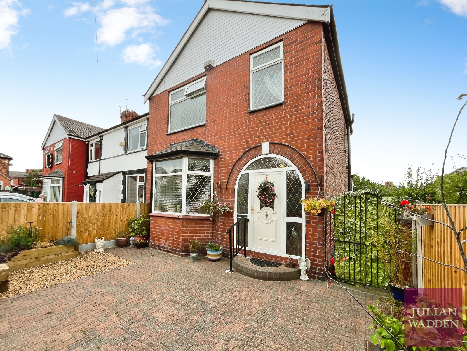 Godfrey Range, Denton, Manchester, M18