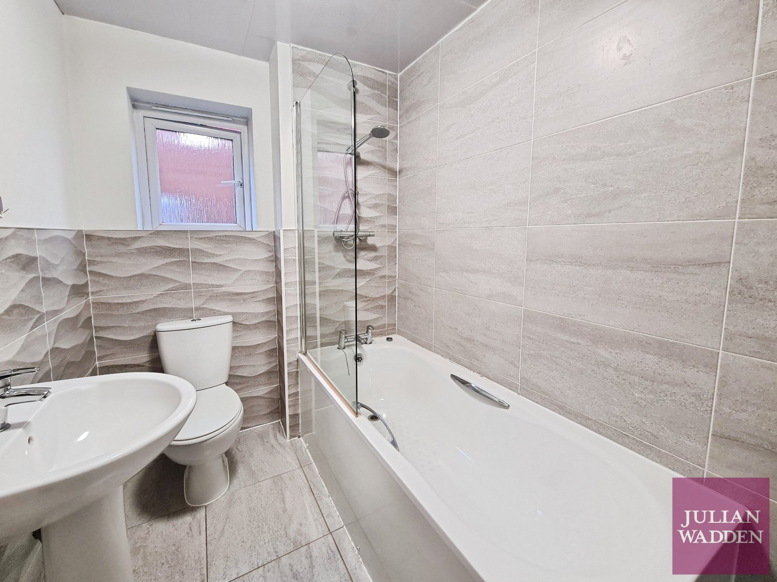 Sunnybrow Close, Oldham, OL8