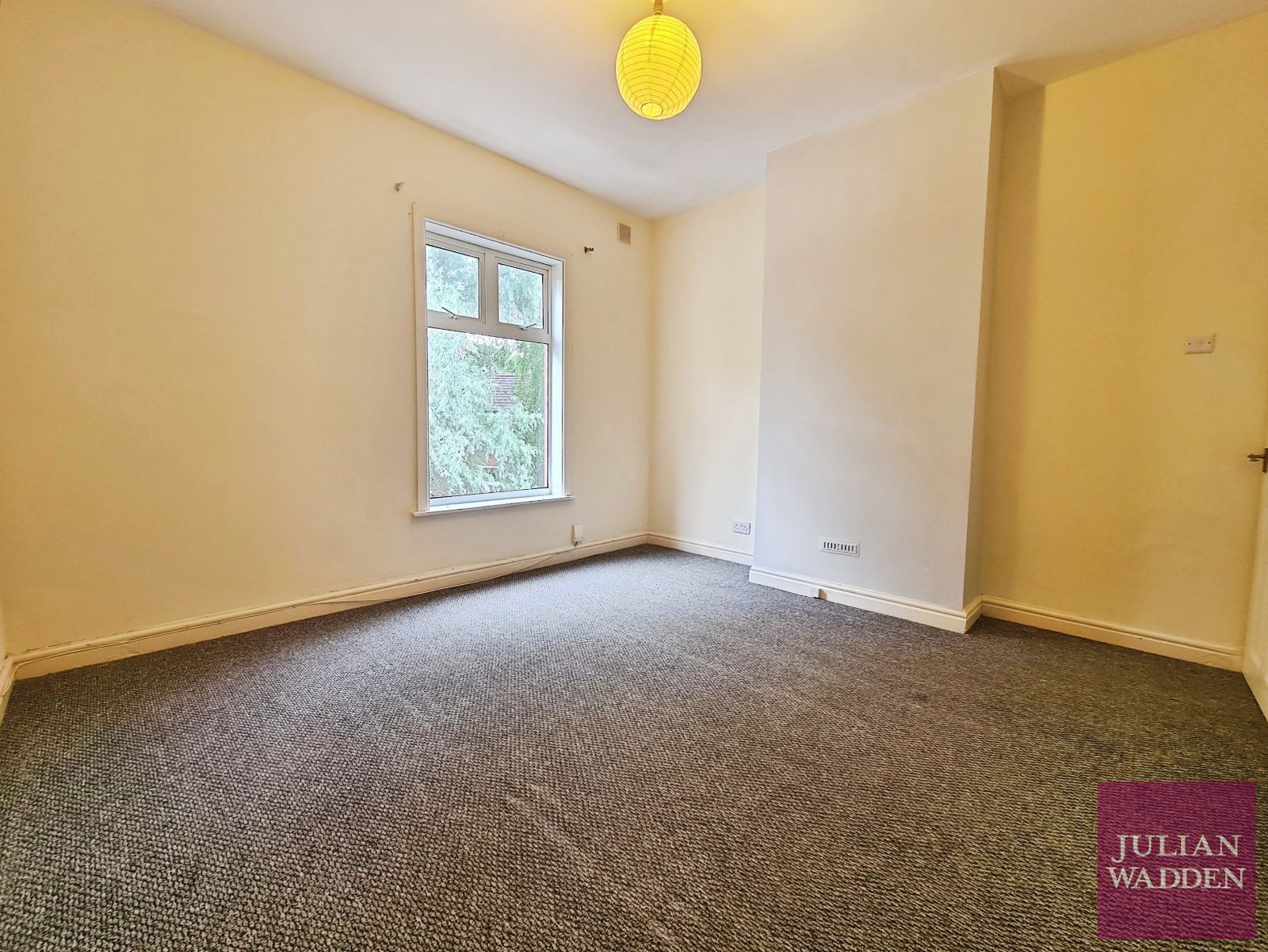 Shaw Road South, Cale Green, Stockport, SK3