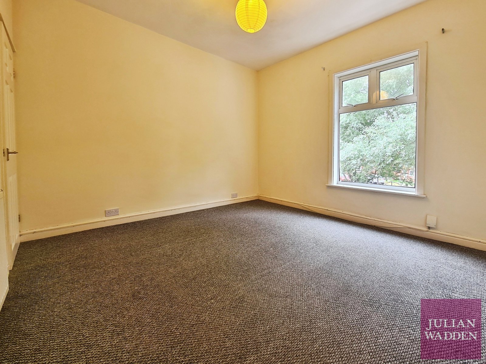 Shaw Road South, Cale Green, Stockport, SK3