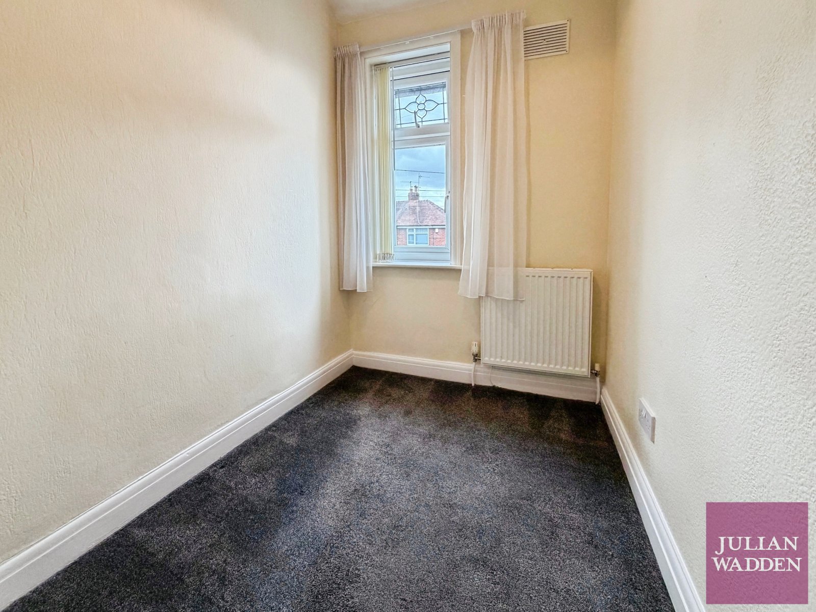 Ellwood Road, Offerton, Stockport, SK1