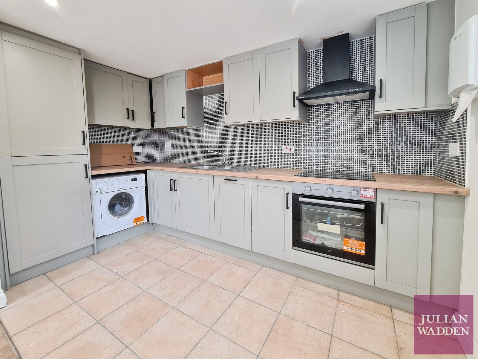 Hyde Road, Gorton, Manchester, M12