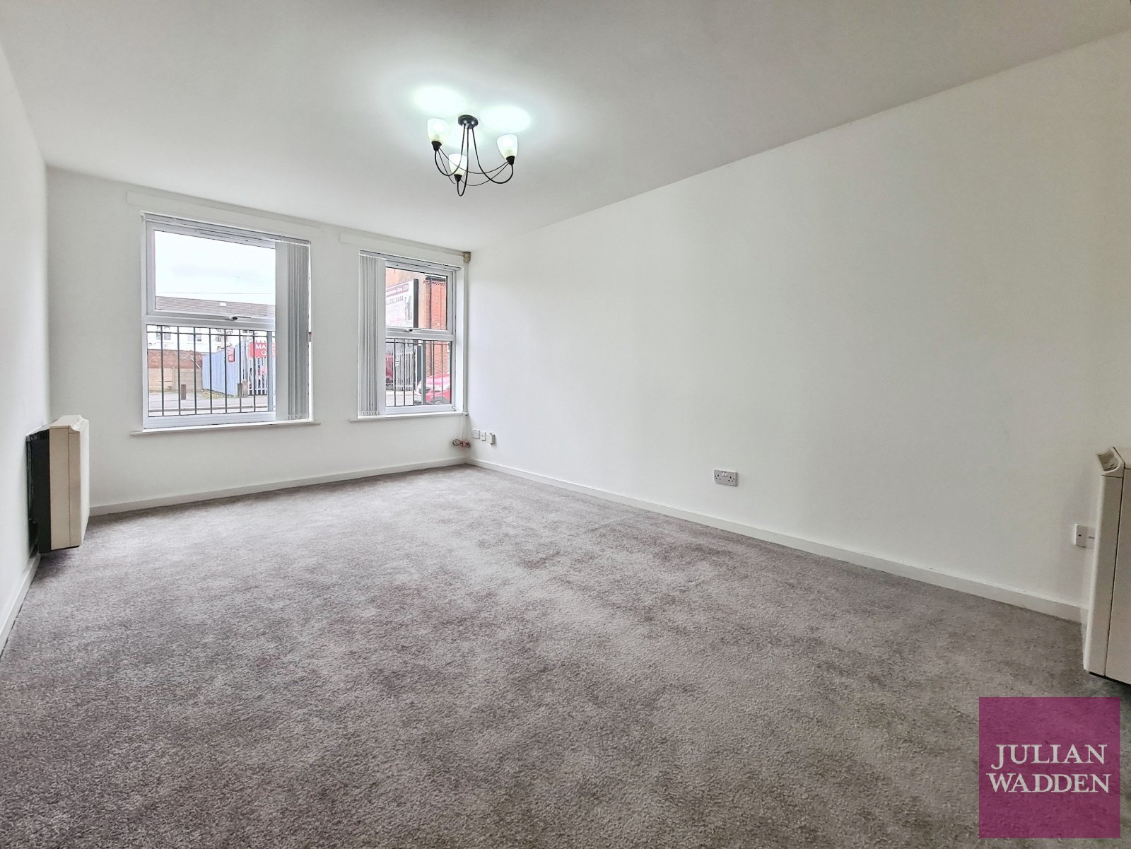 Ashton Road, Denton, Manchester, Greater Manchester, M34