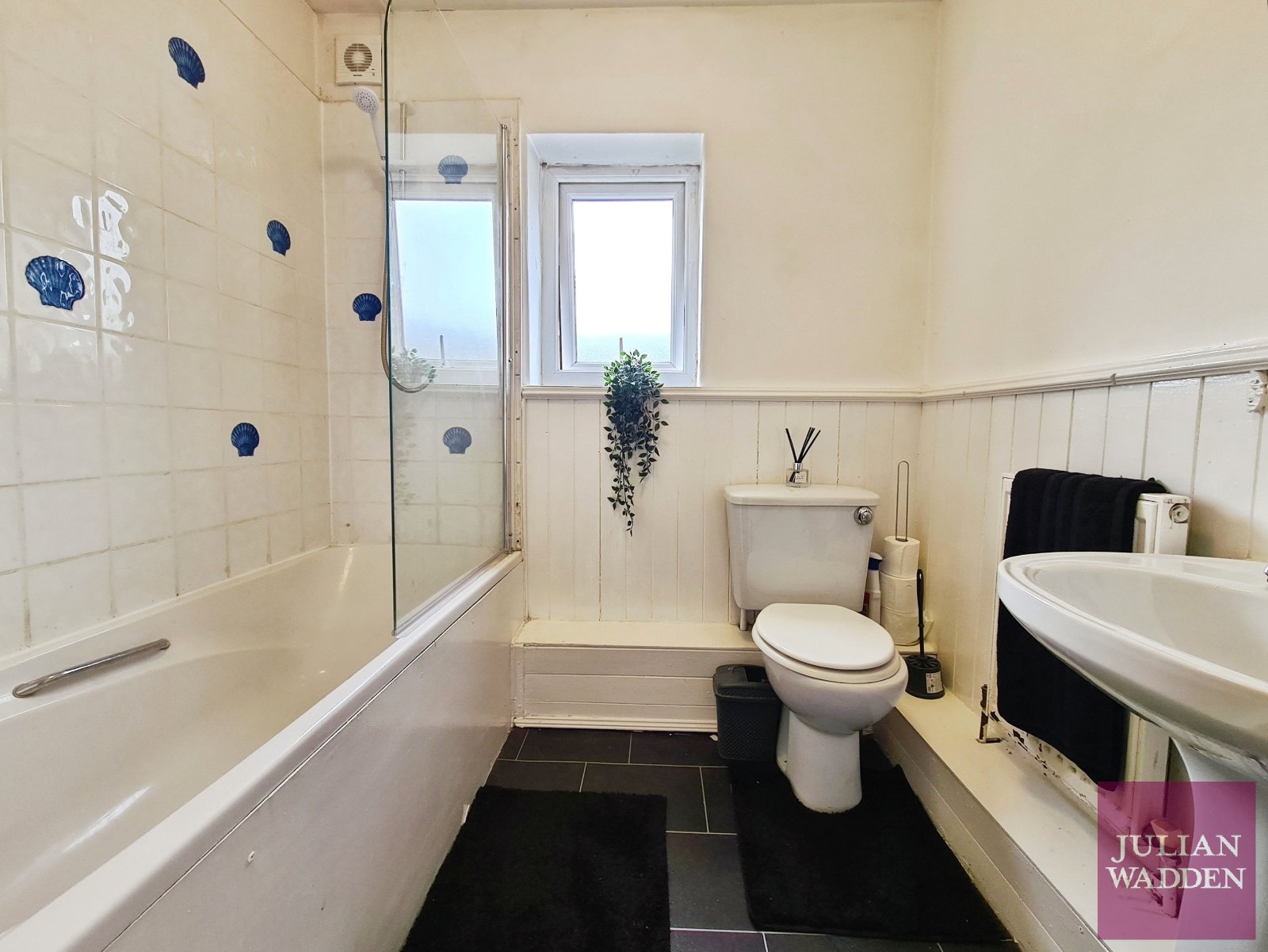 Howard Street, Denton, Manchester, Greater Manchester, M34